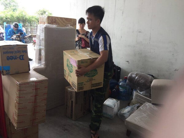 Một số lưu ý chuyển nhà khi gặp trời mưa